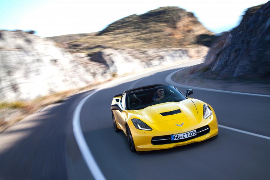  Chevrolet Corvette Stingray Coupe 2013 года  (EU) (фото 8 из 35)